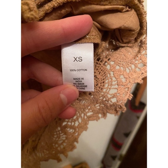 Lavish Brown Lace Detail Blouse - Picture 5 of 5